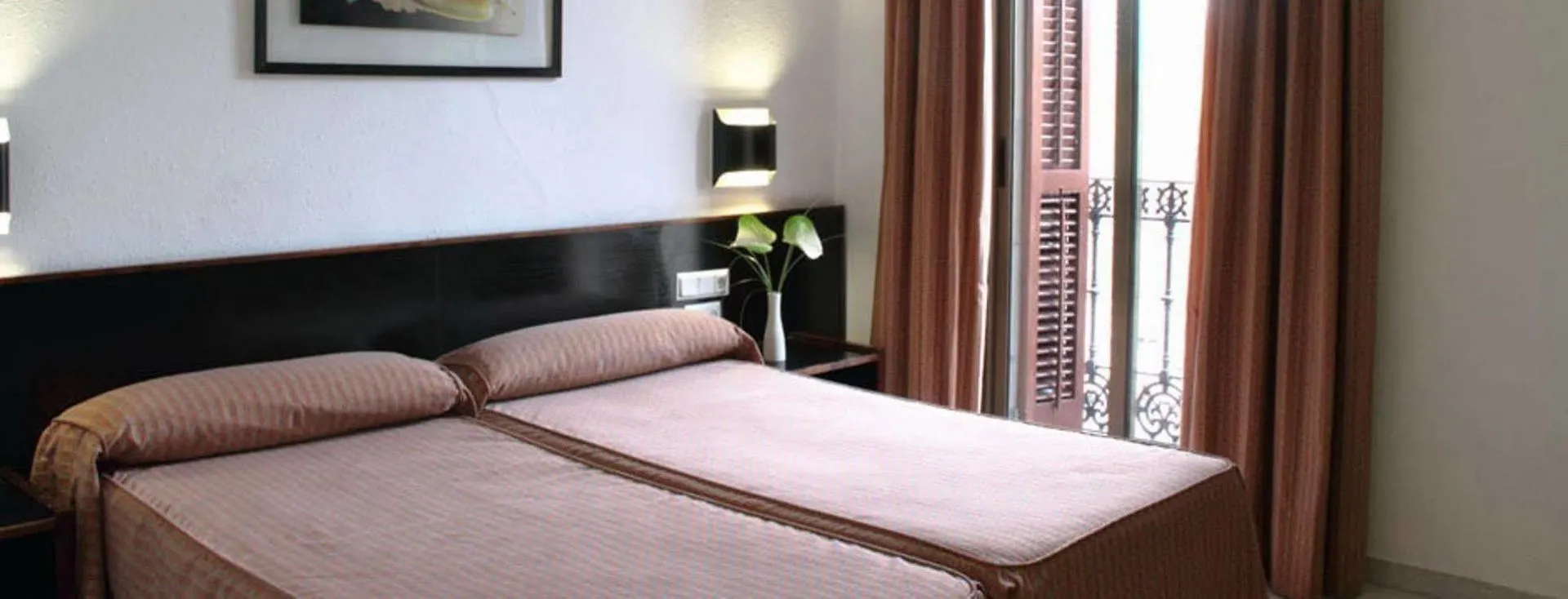 ברצלונה Hotel Monegal