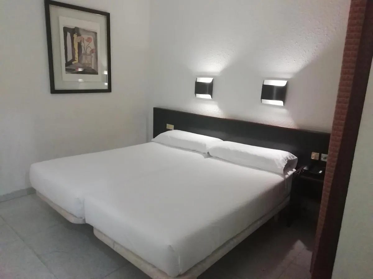 ברצלונה Hotel Monegal