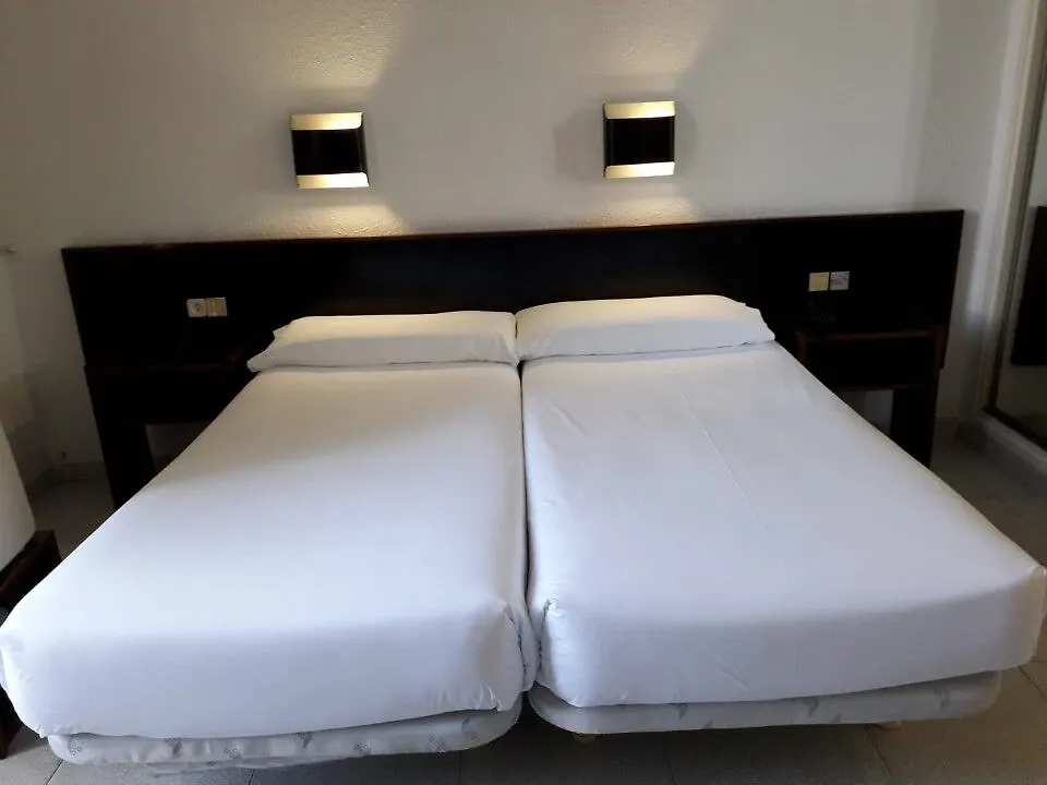 ברצלונה Hotel Monegal 2*,  ספרד